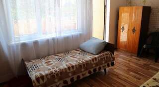 Гостевой дом Yuzhnyy Bereg Севастополь Бюджетный двухместный номер с 2 отдельными кроватями-4